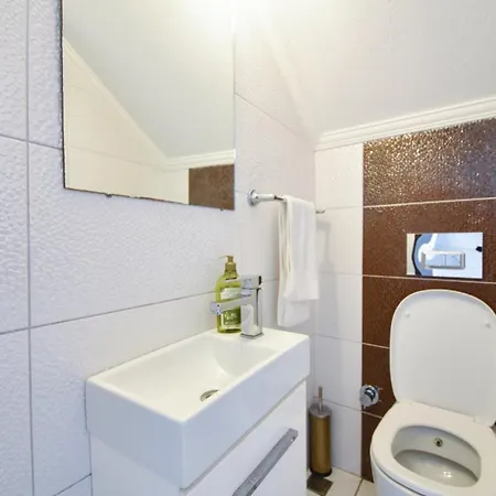 וילה 3 Bedroom *