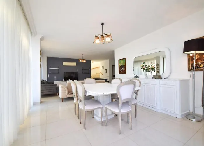 3 Bedroom - 2211 Kalkan